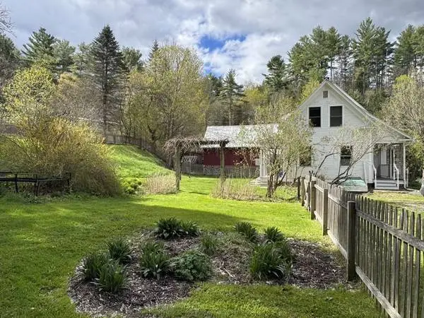Reduced!! Beautifully Renovated Farmhs with In-Law Apt & Private Yard