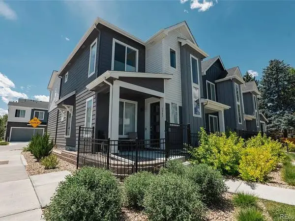 Great Opportunity! 3 Bed 3 Bath Home For Sale in DENVER