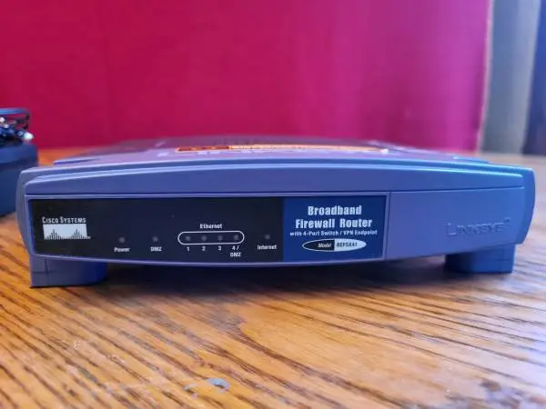 Linksys BEFSX41 v2 Broadband Firewall Router – 4 Port Ethernet Switch