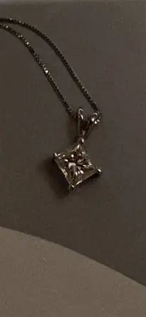 Diamond pendant necklace .75 carat princess VS2  14K white gold