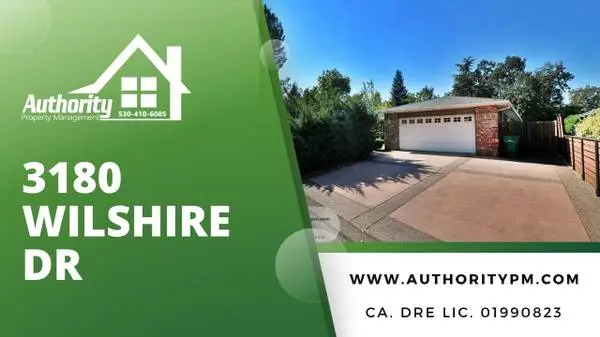 3180 Wilshire Dr. Large Backyard. 2 Pets OK add Pet Rent of $50 each