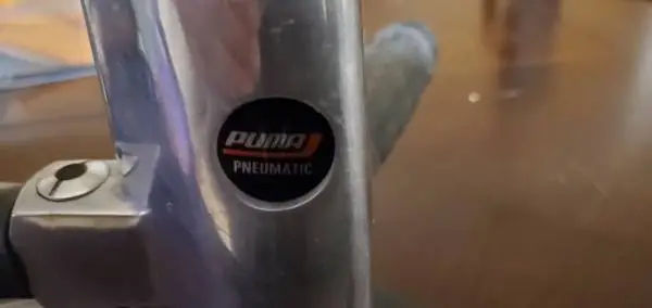 Puma 7 vertical polisher air tool