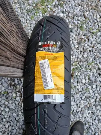 New front motorcycle tire