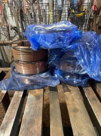 9 33LB ROLLS OF 1/16 MIG WIRE: LINCOLN 360 M71 ULTRACORE