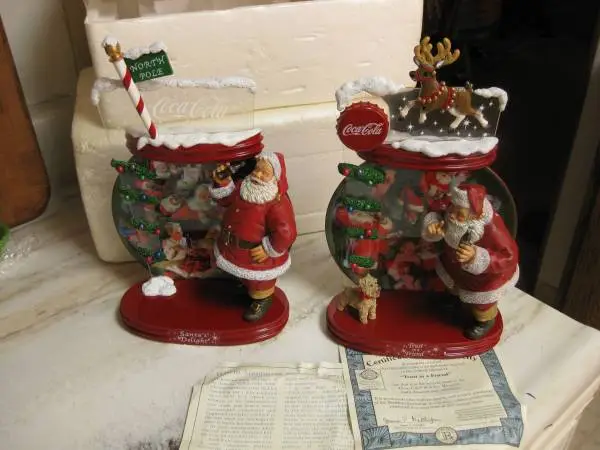 Coke Christmas Plates
