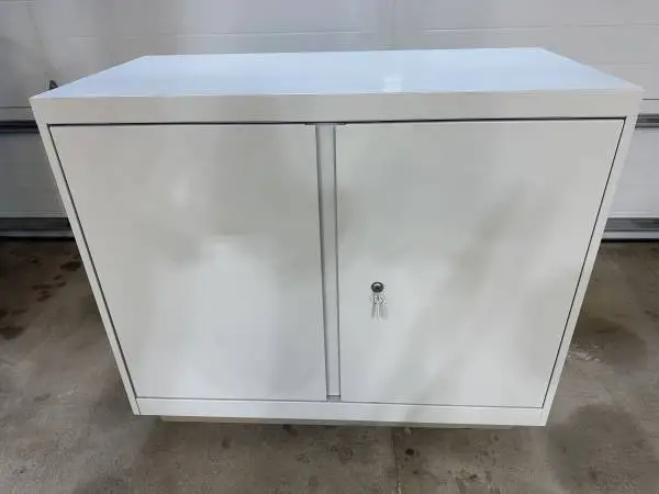 EXCELLENT metal locking storage cabinet  Allsteel mfr