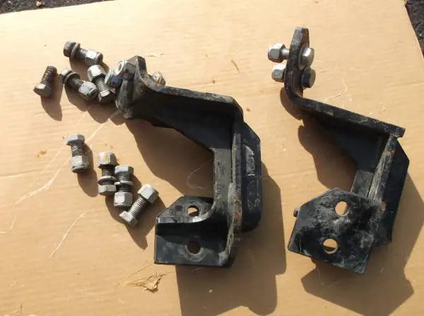 ?Plow? mounting brackets??