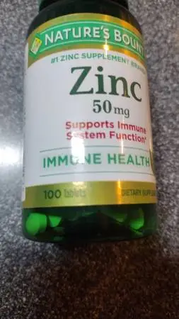 Natures bounty zinc 50 mg that is in new condition 100 tablets!