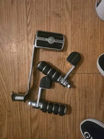 Harley Davidson Soft Tail Pedal Set
