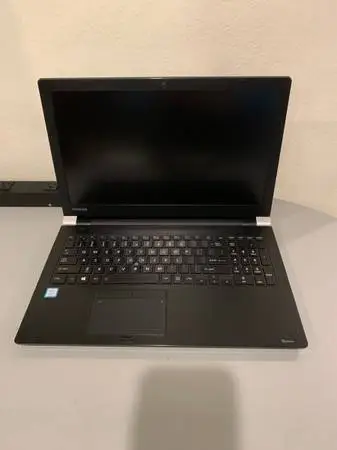 Toshiba i7 7th Gen with 500 GB SSD, Bluetooth, 16GB Ram and Windows 11