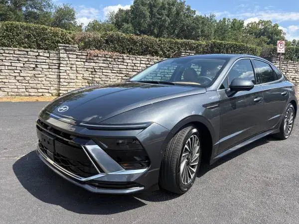 2025 Hyundai Sonata Hybrid Limited