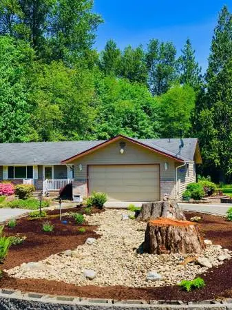 🌻🏞️🍁 FALL CLEAN UPS…NEW PATIOS…PAVERS…FENCES…CONCRETE!