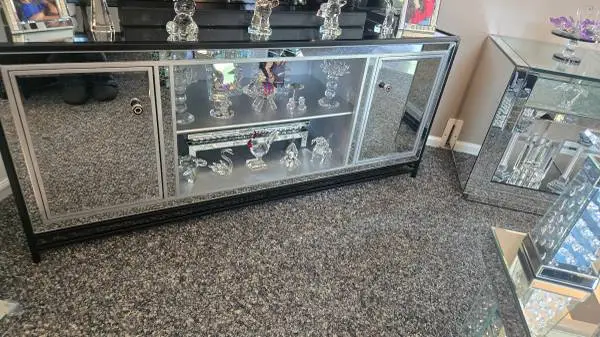 Tv stand