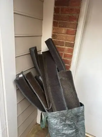 Gutter Foam 50 pieces 4 ft