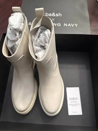 Woman New ba&sh X Something Navy Cighter Boots.Off White Size 38 - 7.5