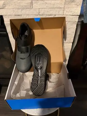 Various Mtn biking gear - New Giant riding shoes, New Troy Lee Helmet