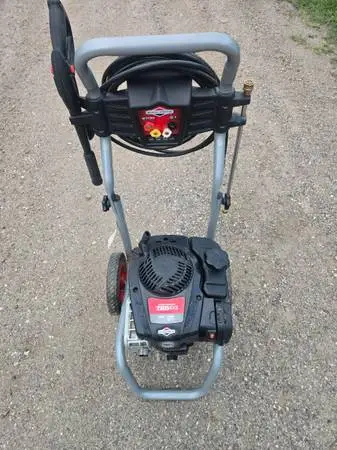 Pressure washer