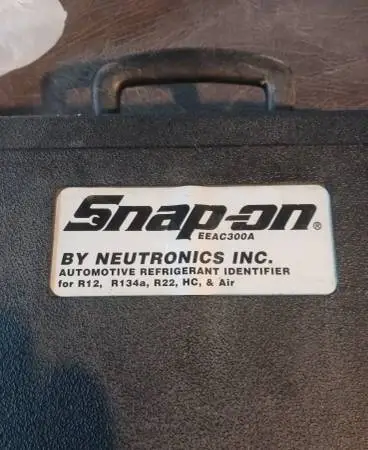 SNAP ON TOOLS - NEUTRONICS Vehicle Refrigerant Identifier
