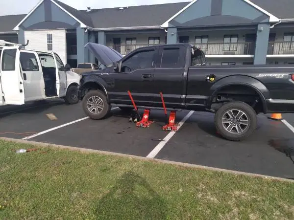 🇺🇲 MOBILE MECHANIC 🇺🇲 UP FRONT PRICES / FLAT RATES💯 931 255-3876