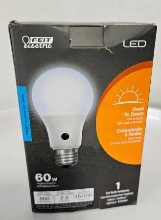 Dusk to Dawn Lighbulbs LED 60W Feit Electric brand