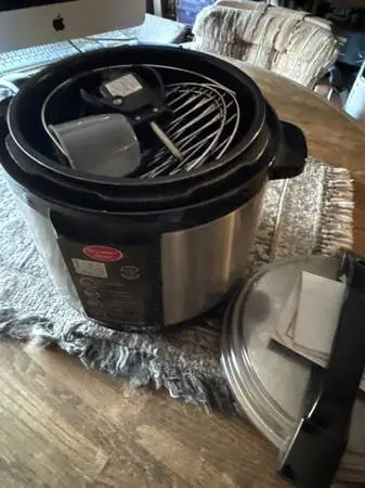 Smoker pot