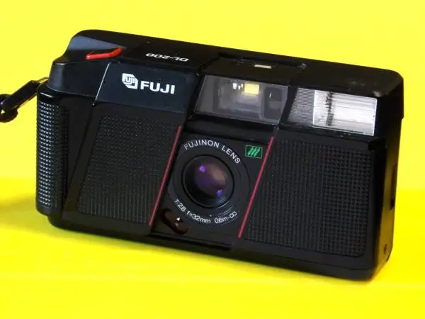 Fuji Film DL-200 Camera