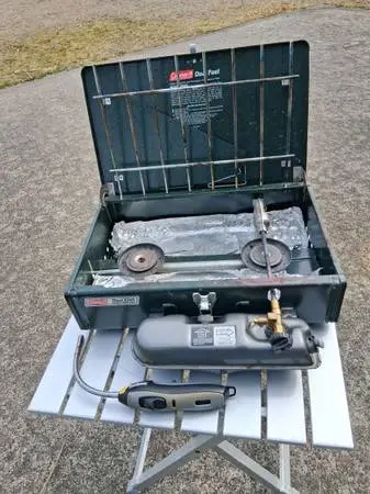 Coleman Duel Fuel Model 424-original owner