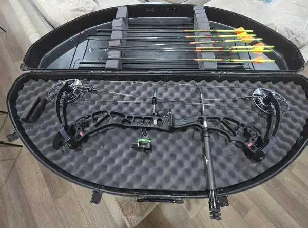 PSE EVO EVL 32 Compound Bow