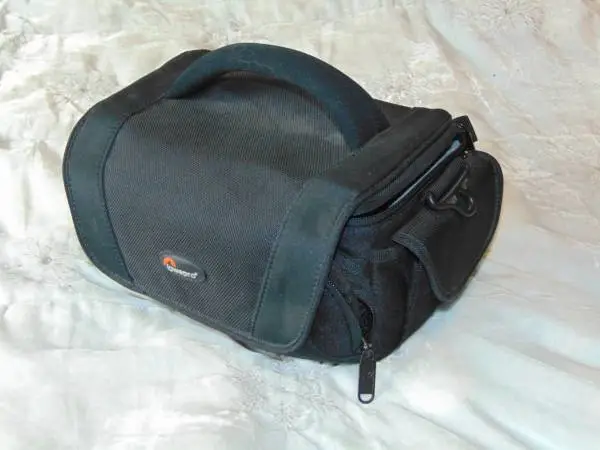 CAMERA BAG FOR SALE