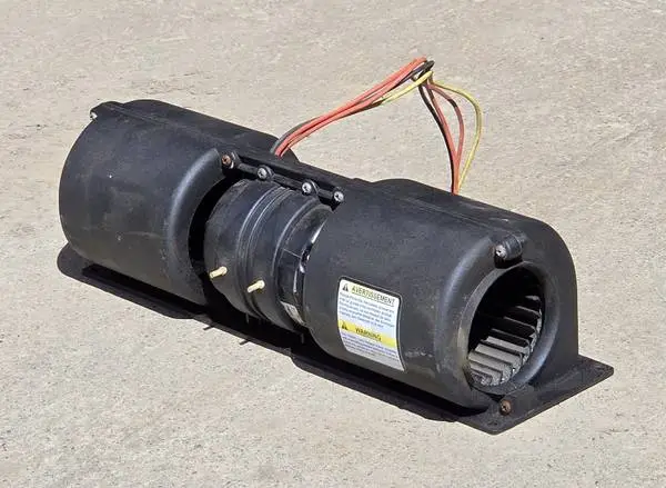 Bergstrom BFZ81 12V 3-Speed Dual Cage Blower Motor