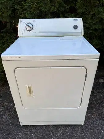 Whirlpool Dryer in Good Condition!