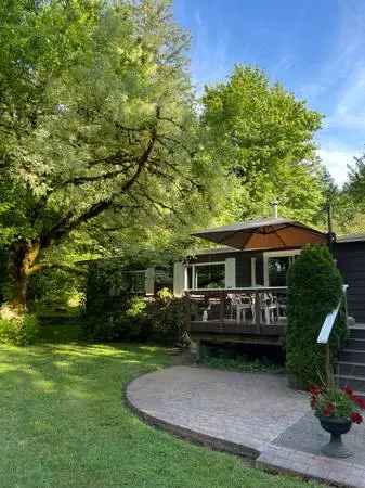 11.4 acre horse/hobby farm
