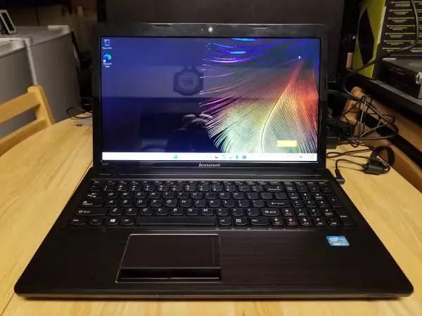 Lenovo g580 15.6 i3 ssd laptop windows 11 pro Microsoft 365, office 2