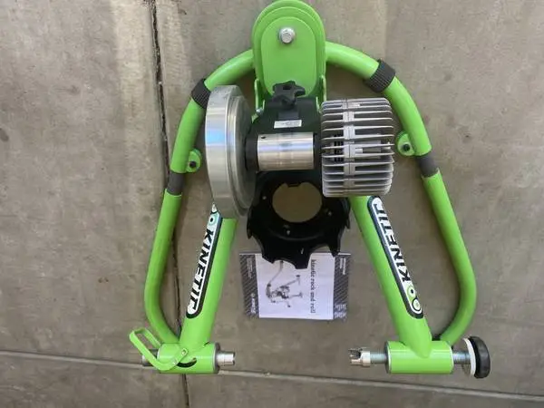 KURT KINETIC ROCK & ROLL BICYCLE TRAINER