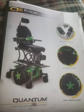 Quantum 6 electric wheelchair lift chair