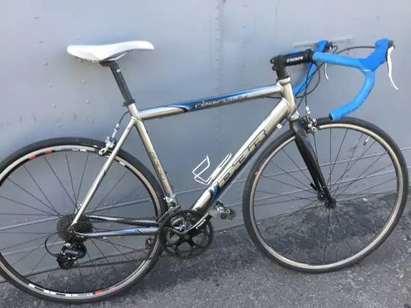 54cm DBR Criterium agile road bike