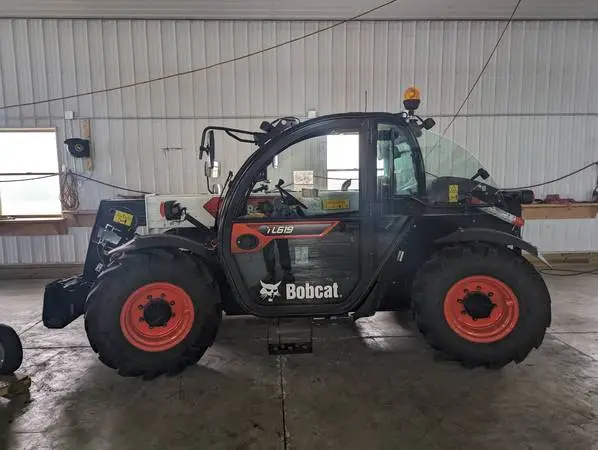 2024 bobcat 619 telehandler 101 hrs