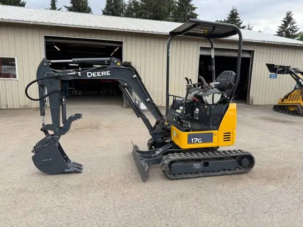 2016 John Deere 17G Mini Excavator - 4K Weight - 1,140 Hours