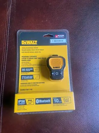 Dewalt,wearable clip on speaker