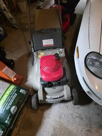 Honda model 215 Harmony push mower/bagger