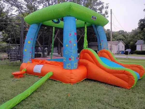 Bounce House w/ Blower!