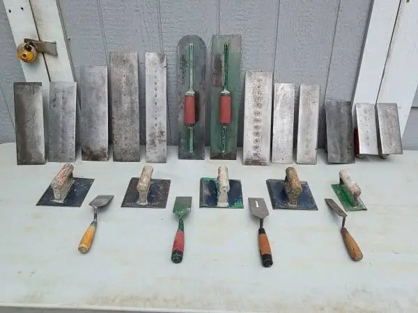 MARSHALLTOWN CONCRETE FINISHING TROWELS & EDGERS$1