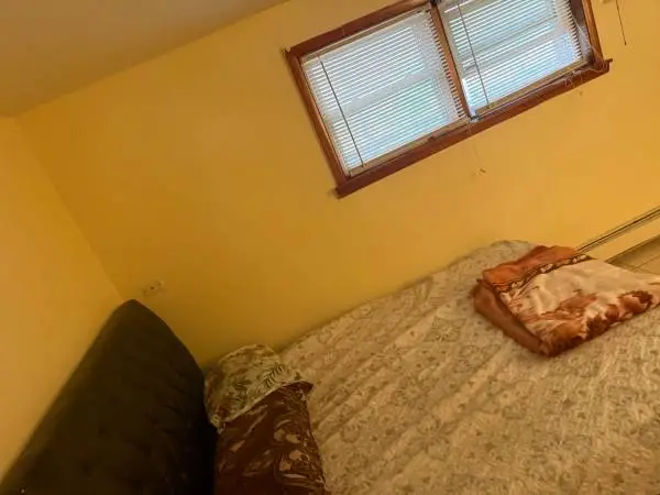 Room available for rent for immediate move in