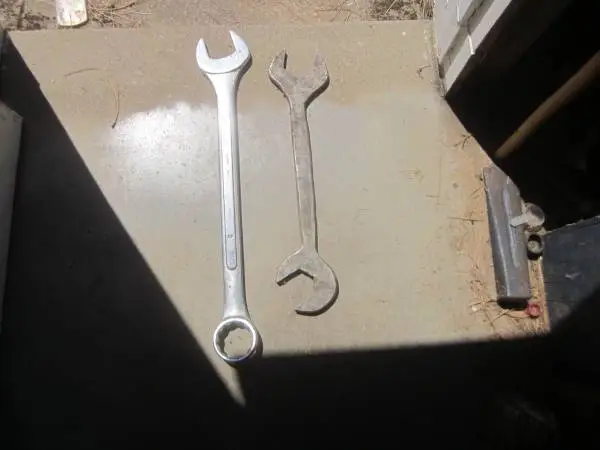 2 INCH WRENCH