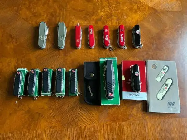 Want to Buy Victorinox Wenger Swiss Army Knife Collection Old New