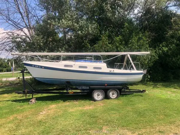 Tanzer 22 Sailboat