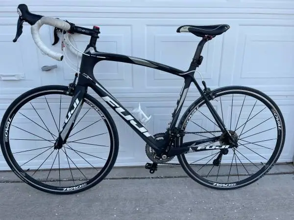 2022 Fuji Carbon Granfondo Large Frame