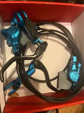 Anodized Blue Coda brand (Cannondale) hydraulic disc brake set