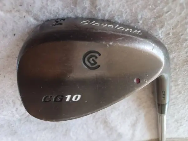 Cleveland CG10 Black Pearl RH, 54°/8° S-Wedge. Wedge Flex Steel. EXC.