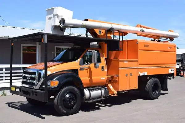 2013 Ford F750 Forestry Bucket Truck Altec LR756 61 ft Boom LOW MI!!!!